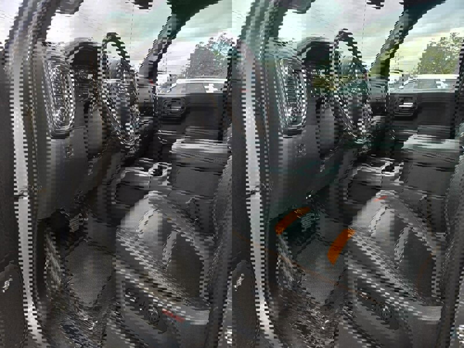 Used 2021 GMC Sierra 1500 AT4 w/ AT4 Preferred Package image 18