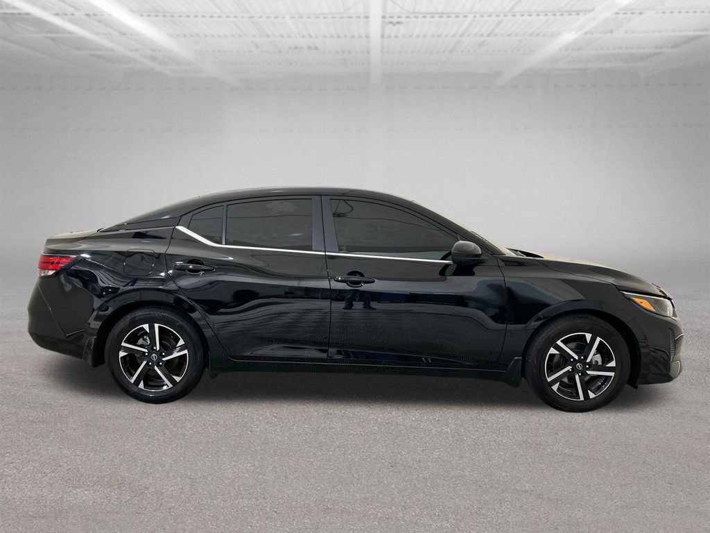 Used 2025 Nissan Sentra SV FWD image 7