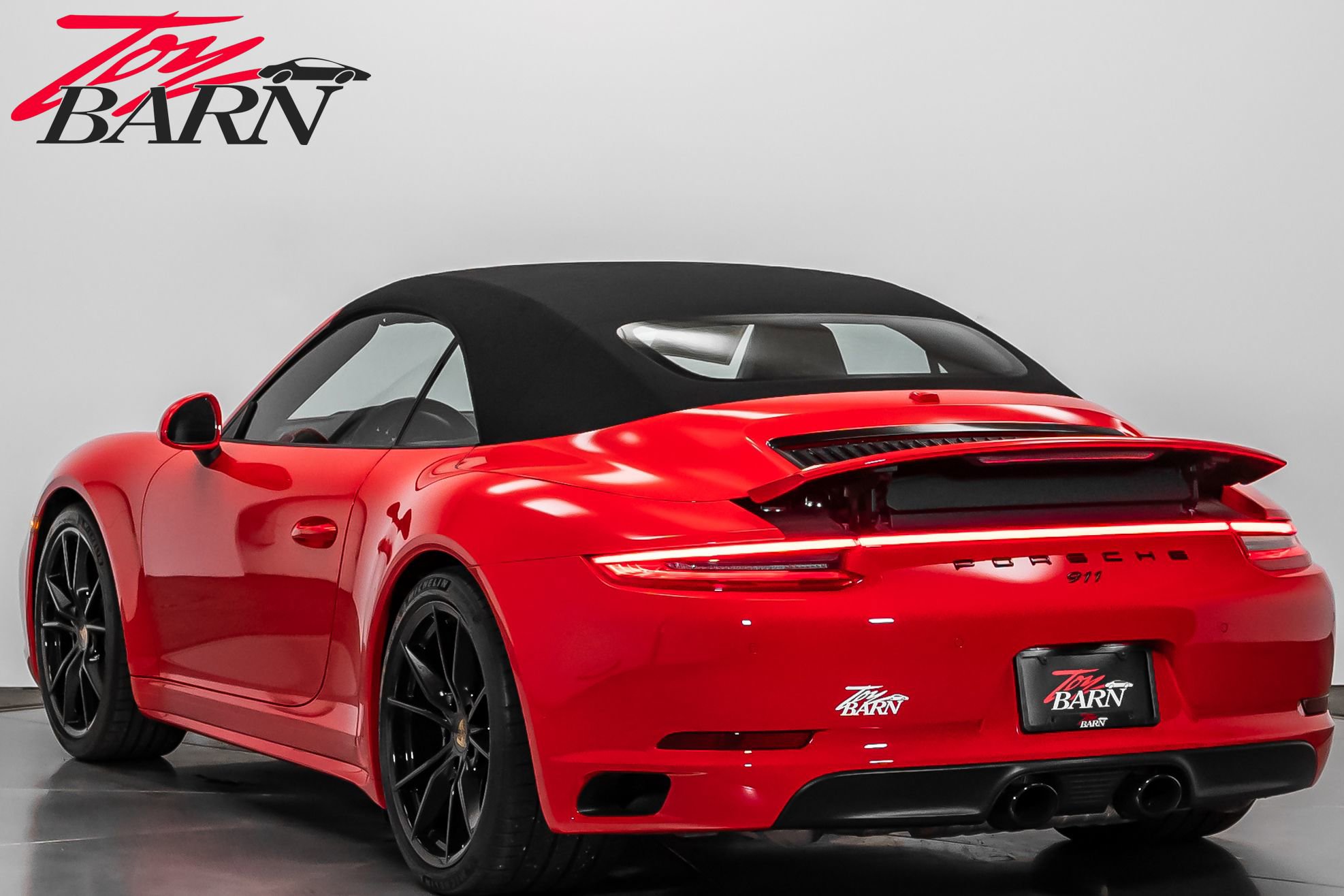 Used 2018 Porsche 911 Carrera image 11