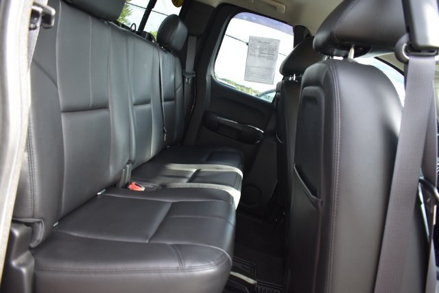 Certified 2013 Chevrolet Silverado 2500 LTZ w/ LTZ Plus Package AWD/4WD image 18