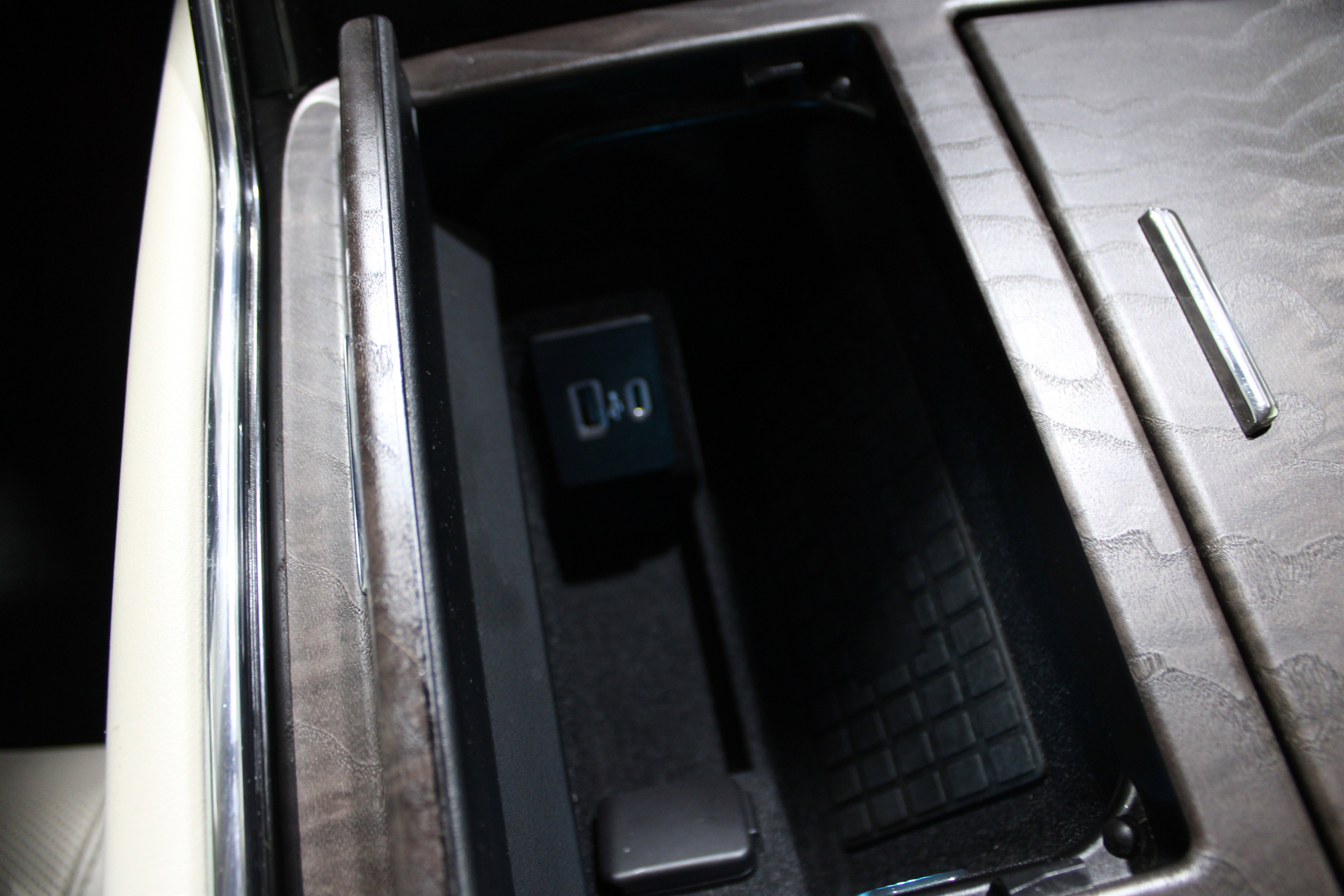 Used 2021 Lincoln Navigator Reserve w/ Luxury Package AWD/4WD image 25