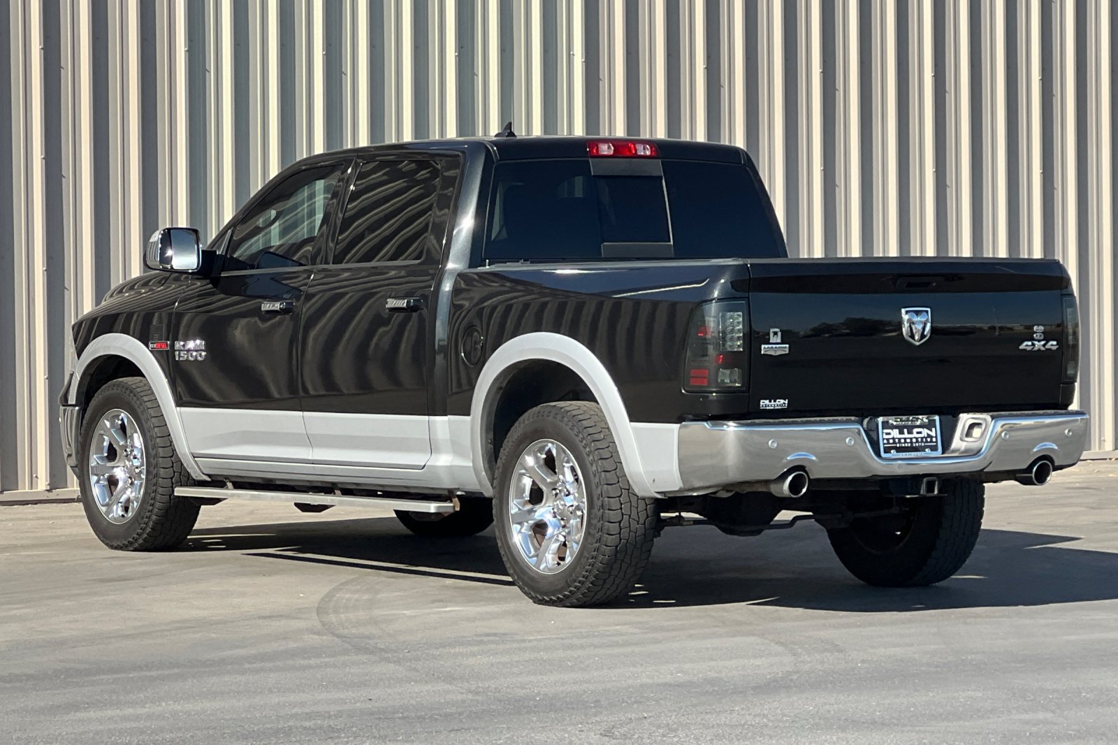 Used 2018 RAM 1500 Laramie w/ Convenience Group AWD/4WD image 9