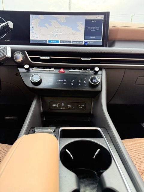 Used 2024 Hyundai Sonata Limited image 22