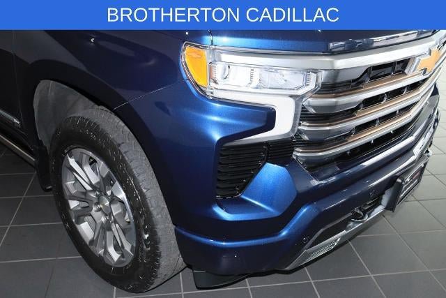 Used 2022 Chevrolet Silverado 1500 High Country w/ Technology Package AWD/4WD image 13