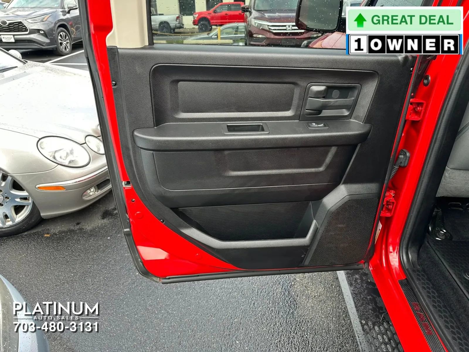 Used 2015 RAM 1500 Express image 17