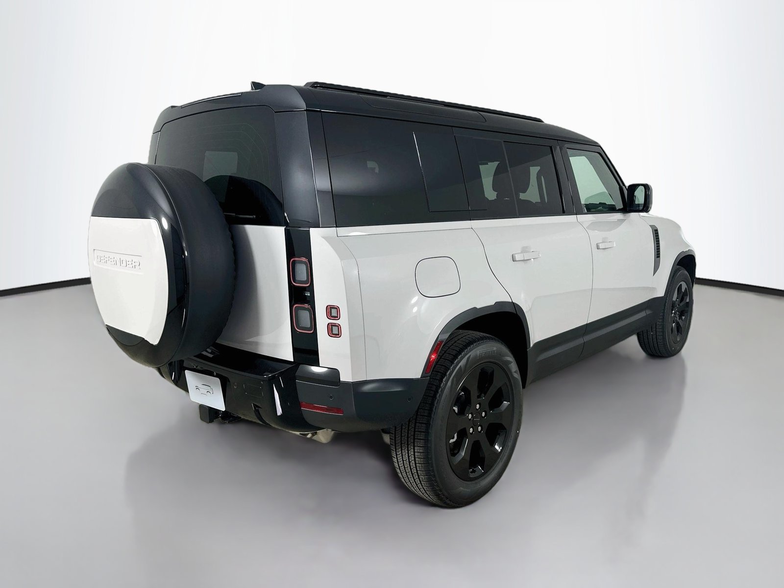 New 2026 Land Rover Defender 110 S AWD/4WD image 5