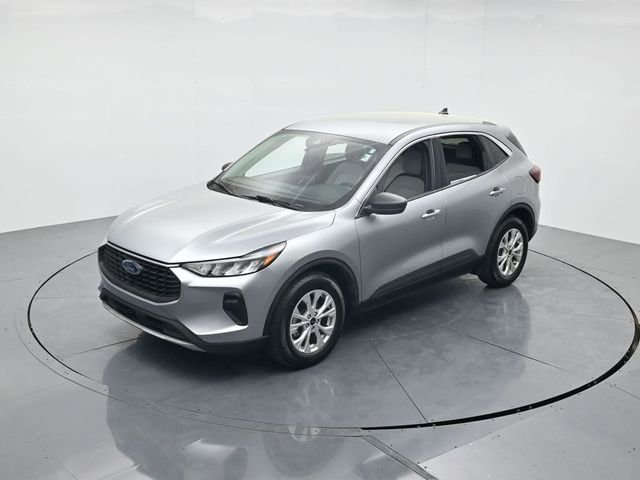 Used 2024 Ford Escape Active w/ Cold Weather Package image 39