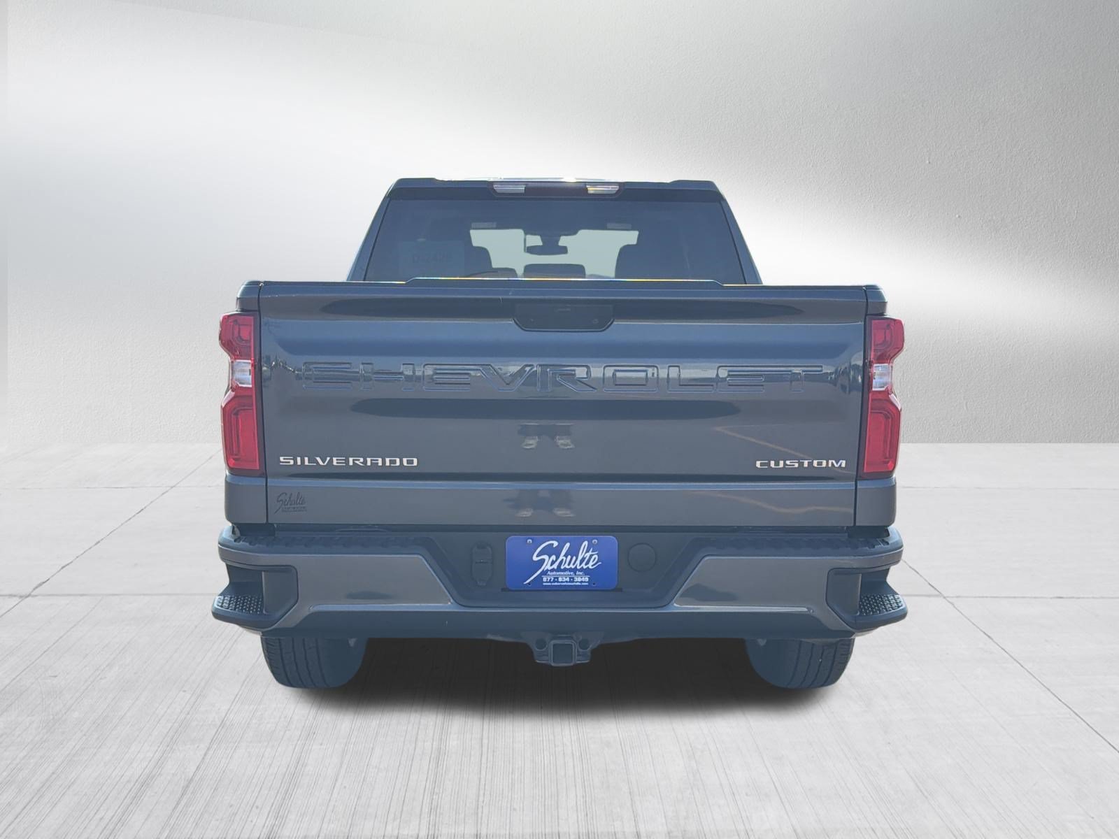 Used 2021 Chevrolet Silverado 1500 Custom w/ Safety Confidence Package AWD/4WD image 6