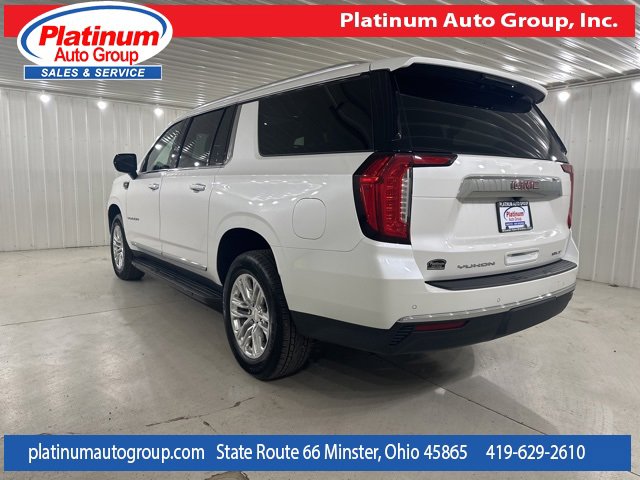 Used 2023 GMC Yukon XL SLT image 3