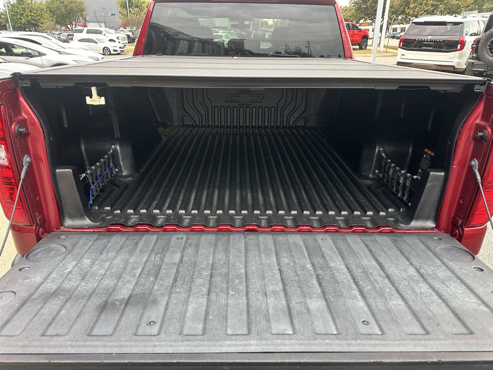 Used 2019 Chevrolet Silverado 1500 LT w/ All-Star Edition AWD/4WD image 17