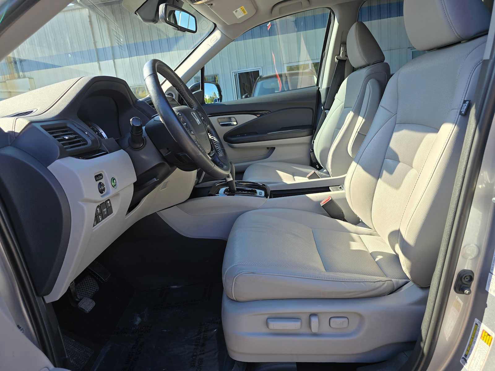 Used 2019 Honda Ridgeline RTL-E image 19