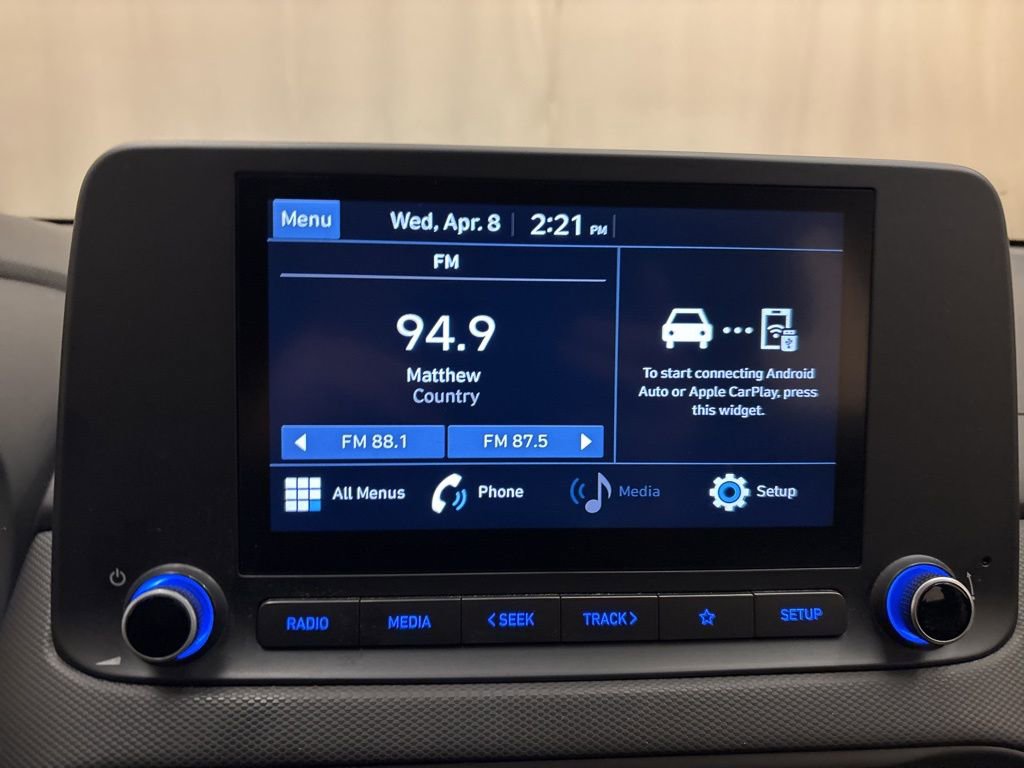 Used 2022 Hyundai Kona SE image 17