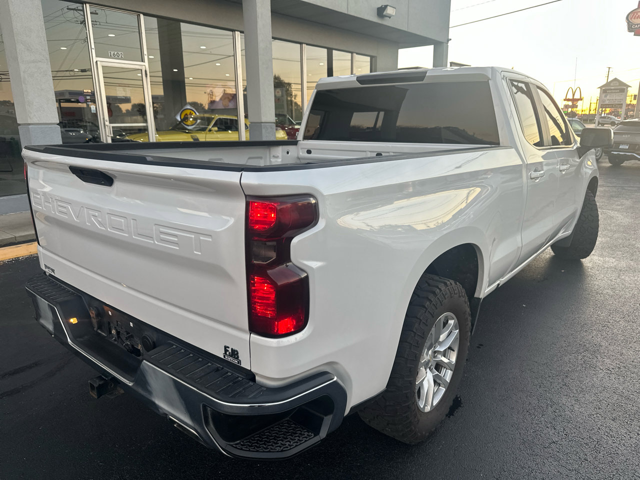 Used 2020 Chevrolet Silverado 1500 LT w/ All-Star Edition image 8