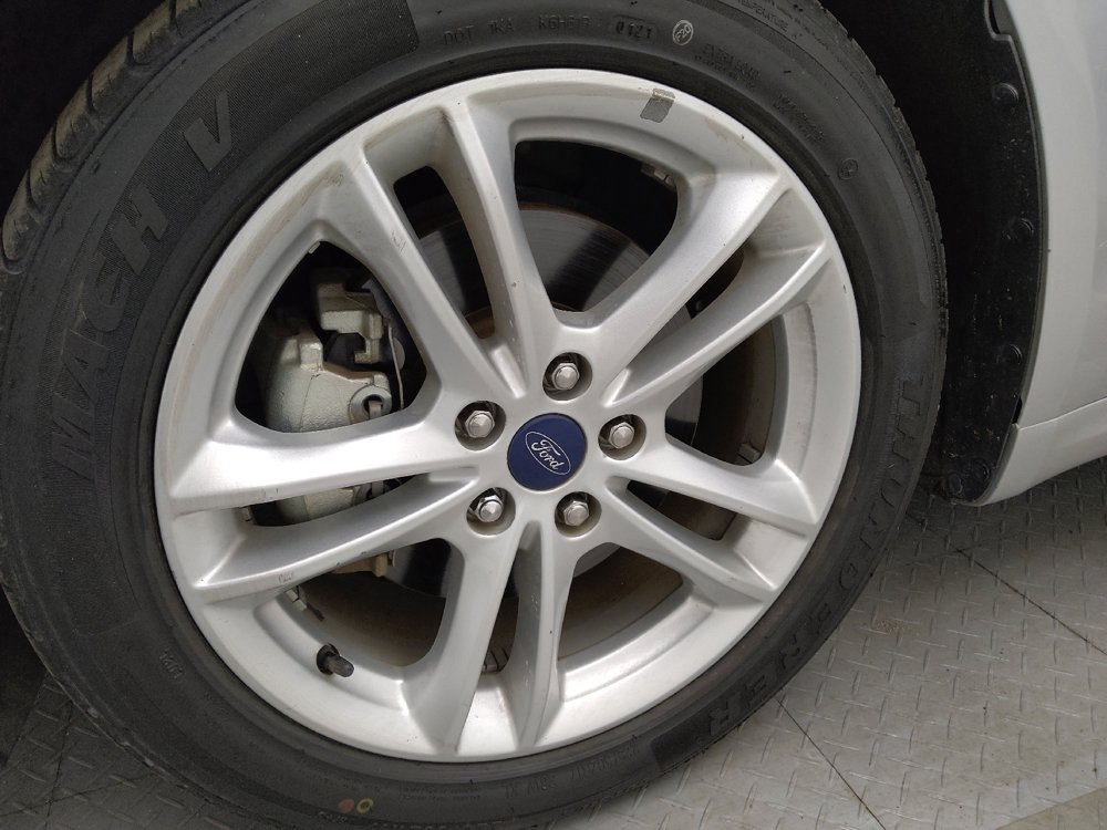 Used 2018 Ford Fusion S FWD image 31