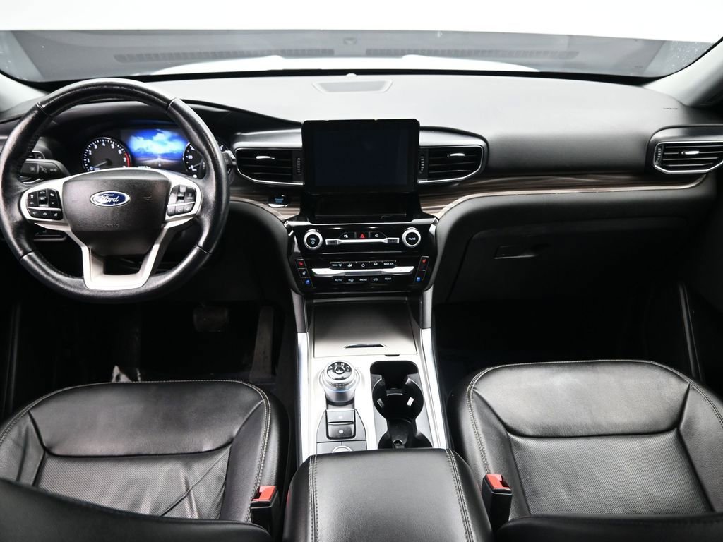 Used 2022 Ford Explorer Limited w/ Equipment Group 301A image 25