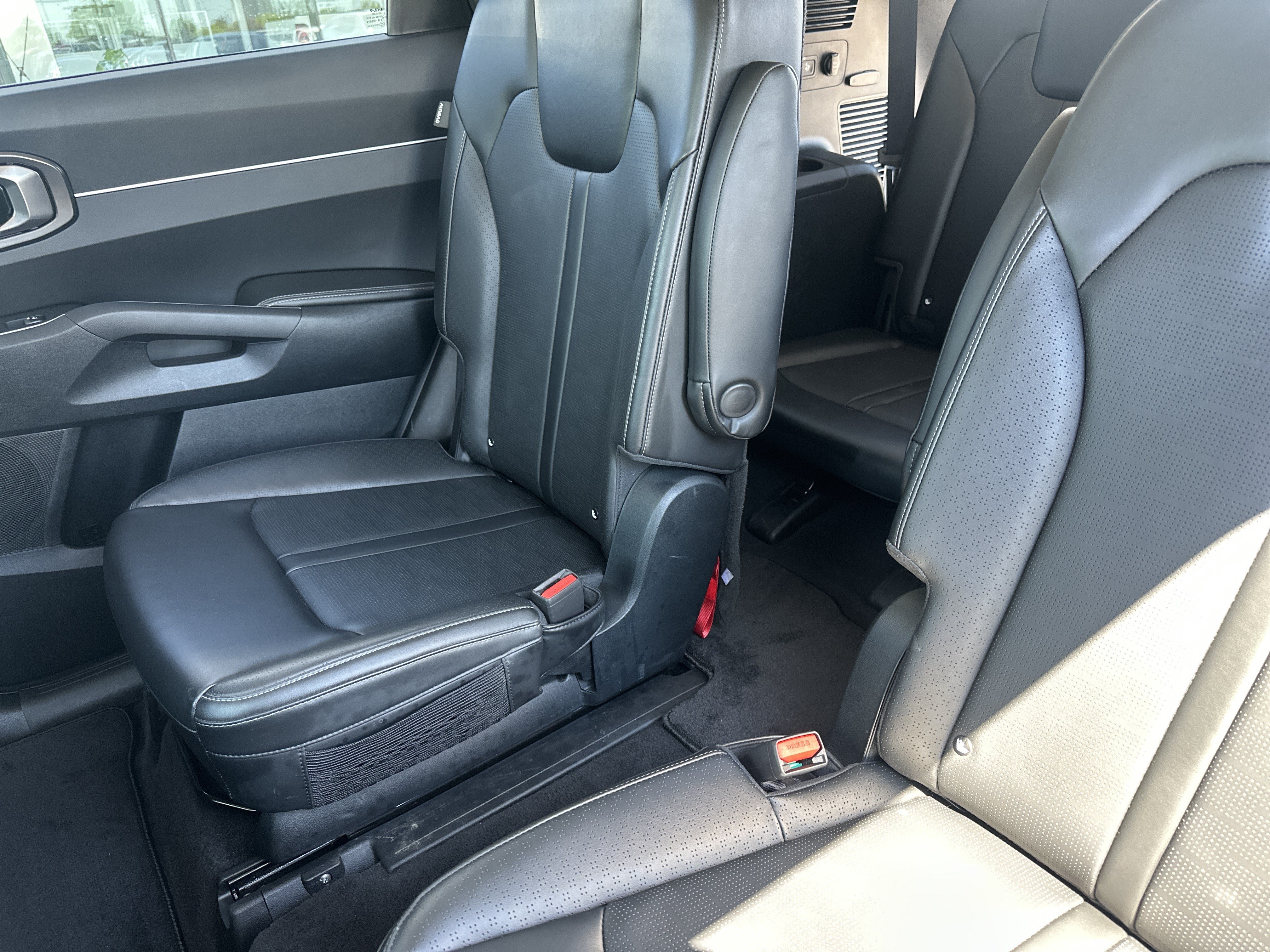 Used 2025 Kia Sorento X-Line EX AWD/4WD image 29