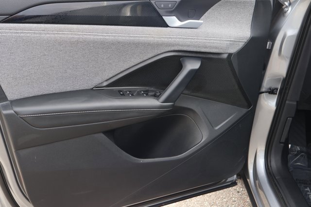 Certified 2025 Volkswagen Tiguan S image 11