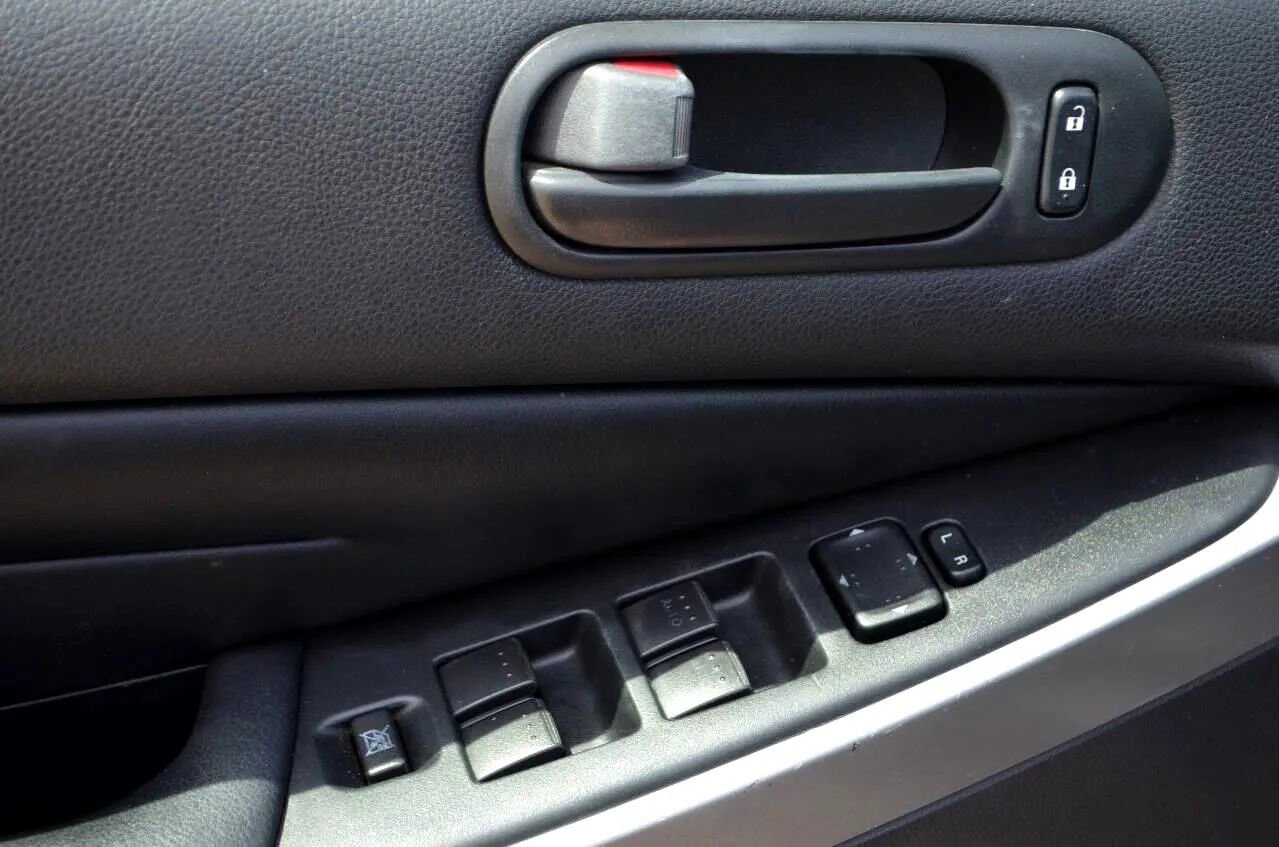 Used 2010 MAZDA CX-7 s Touring w/ Technology Pkg image 15