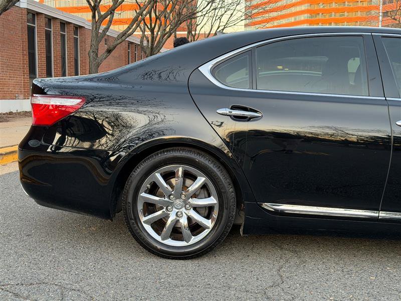 Used 2008 Lexus LS 460 image 7