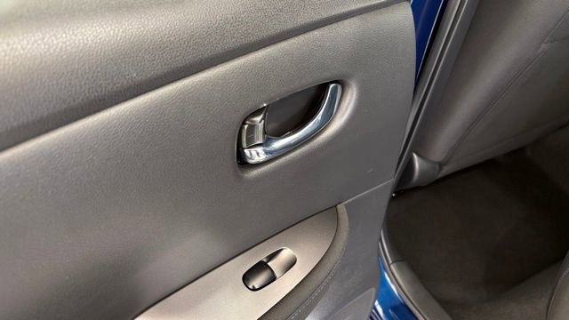 Used 2022 Nissan Leaf S image 20