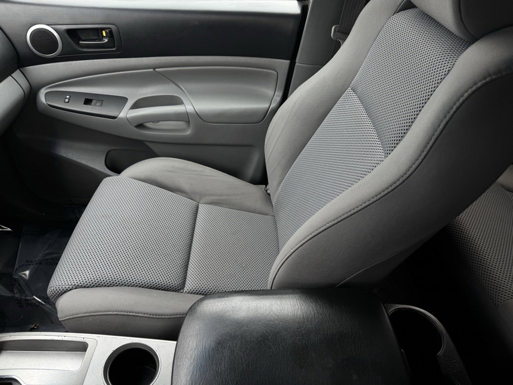 Used 2012 Toyota Tacoma 4x4 Double Cab image 15