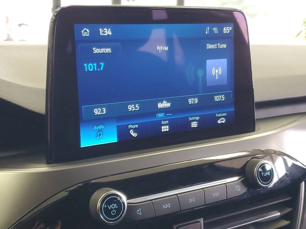 Used 2025 Ford Escape Active AWD/4WD image 18