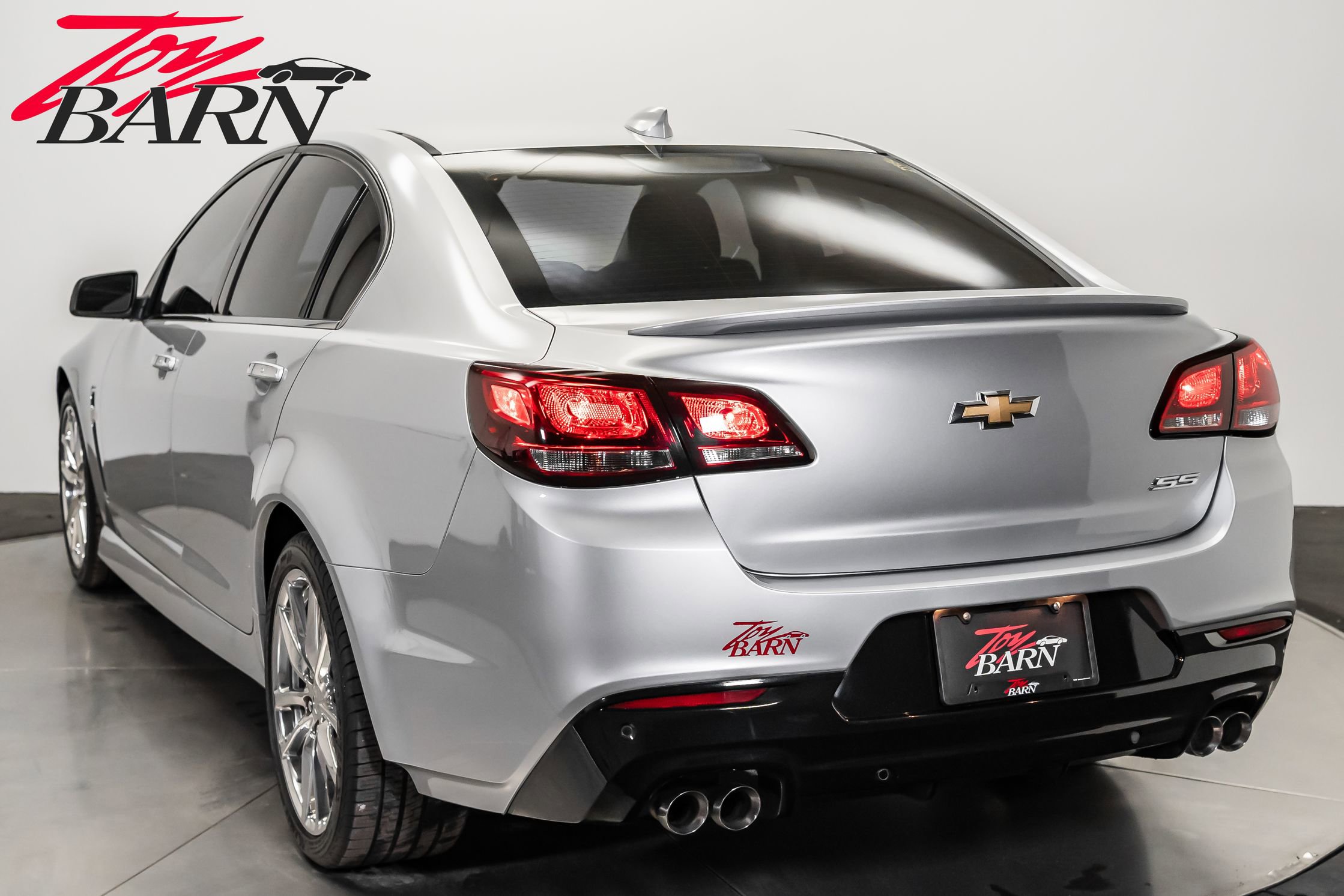 Used 2015 Chevrolet SS image 11