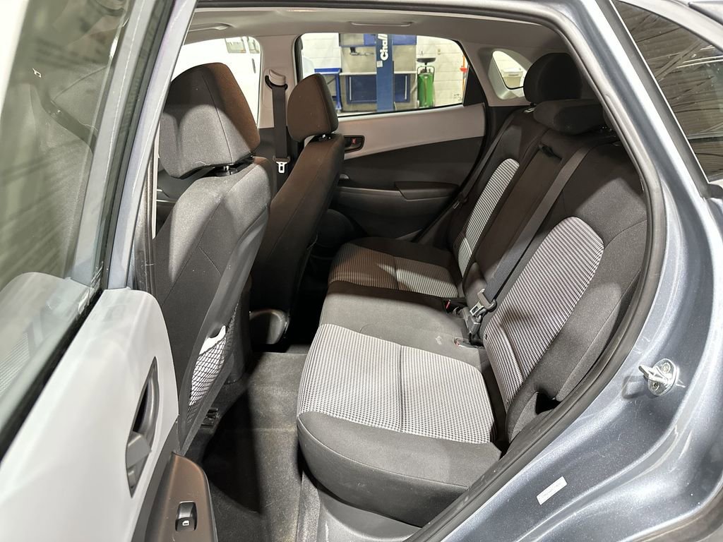 Used 2019 Hyundai Kona SEL w/ SEL Tech Package 02 image 24