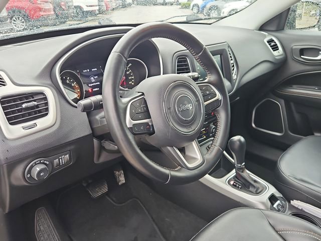 Used 2020 Jeep Compass Latitude image 13