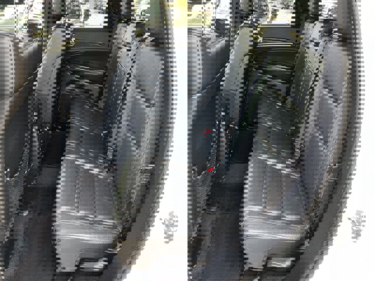 Used 2017 Jeep Grand Cherokee Limited w/ Luxury Group II image 24