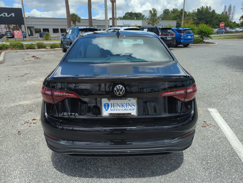 Used 2024 Volkswagen Jetta Sport FWD image 7