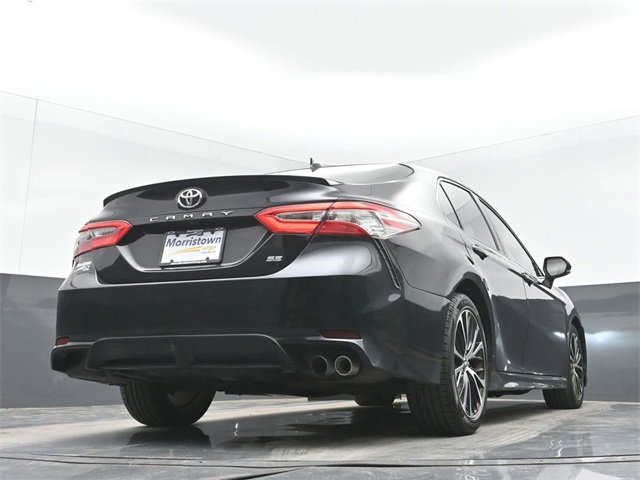 Used 2018 Toyota Camry L image 44