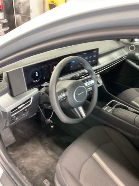 Used 2025 Hyundai Sonata SEL image 15