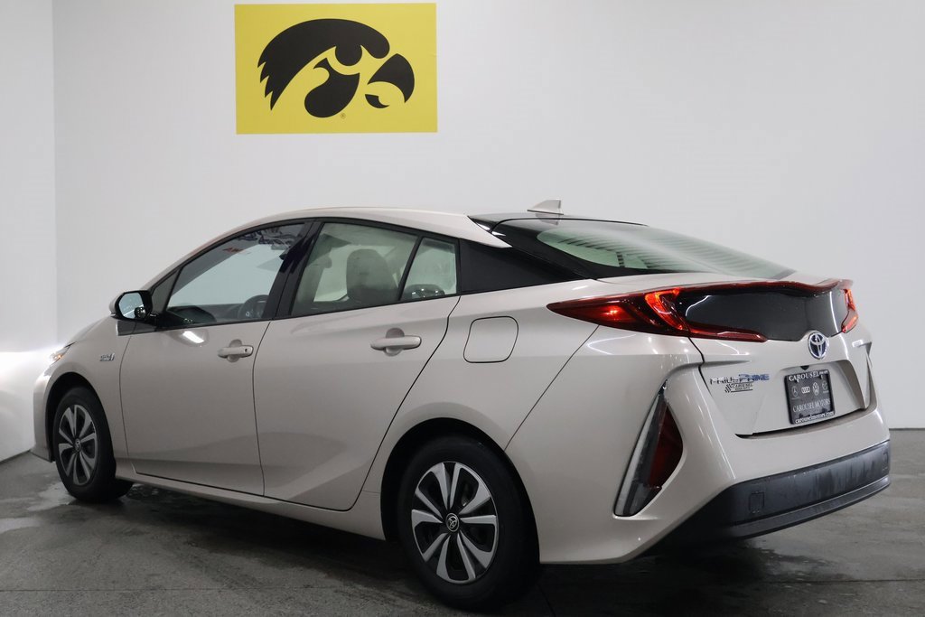 Used 2018 Toyota Prius Prime Premium image 9