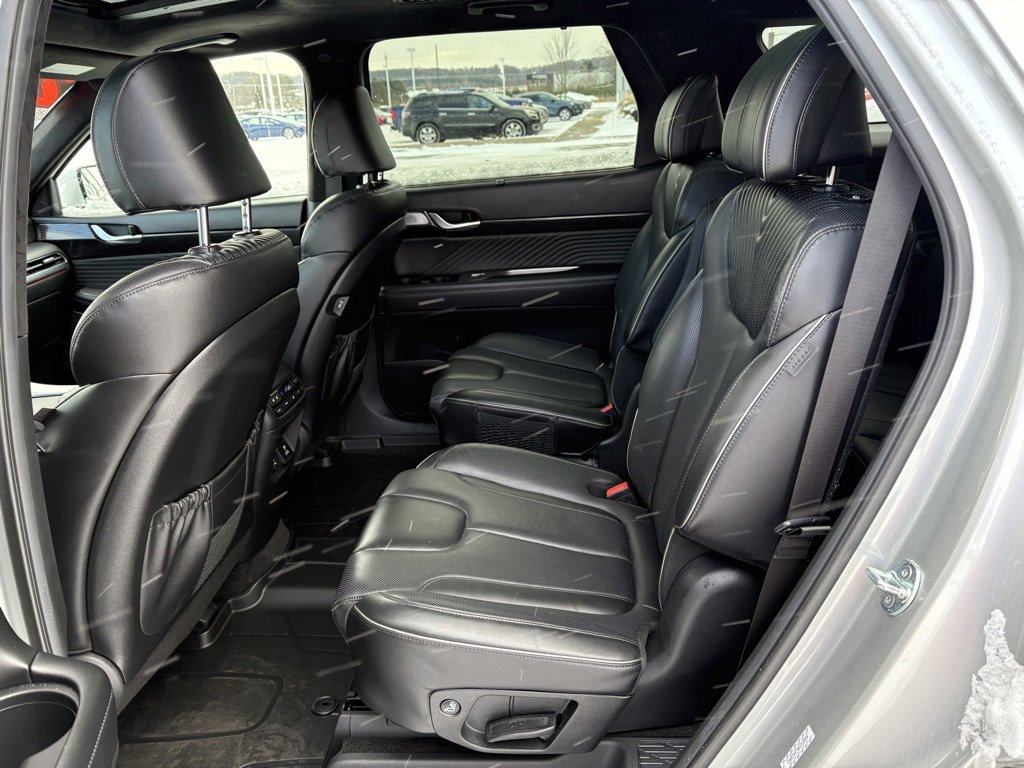Used 2024 Hyundai Palisade Calligraphy image 13
