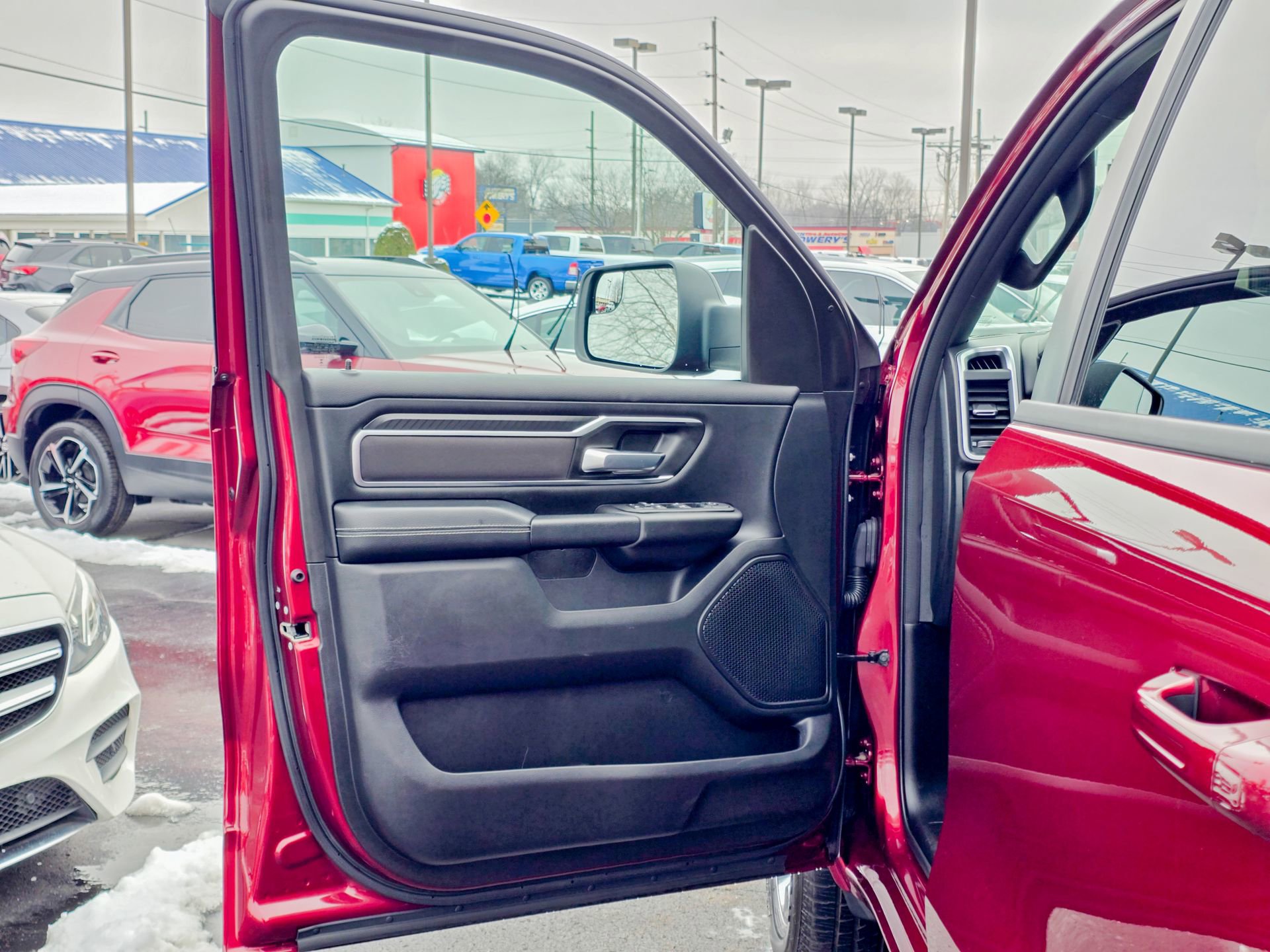 Used 2025 RAM 1500 Big Horn image 31