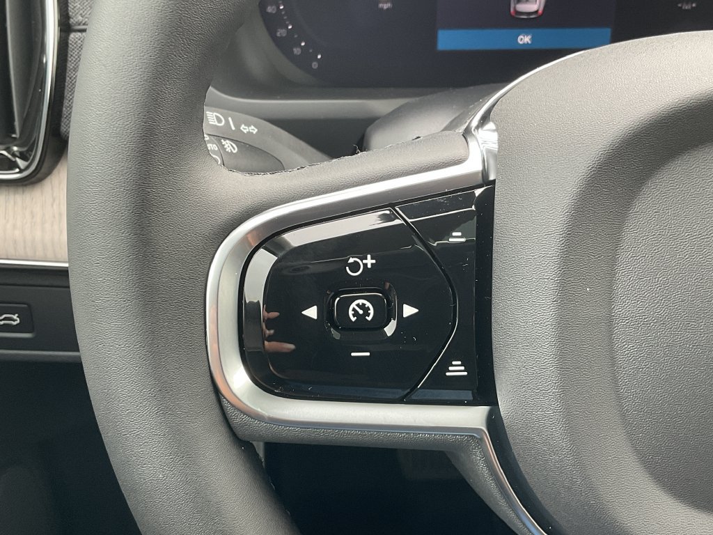 New 2027 Volvo XC90 B6 Ultra AWD/4WD image 23