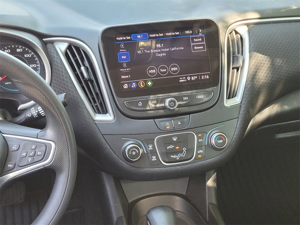 Used 2023 Chevrolet Malibu LS image 19