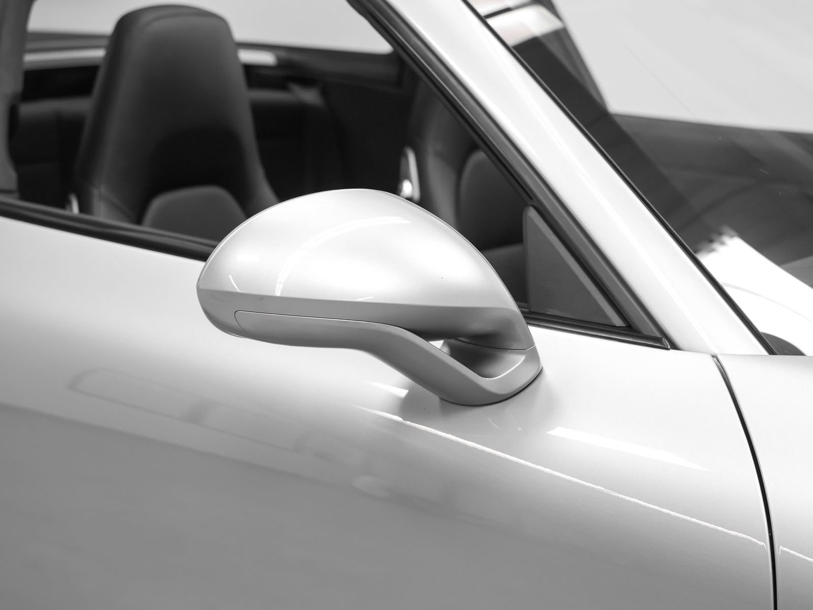 Certified 2015 Porsche 911 Targa 4S image 17