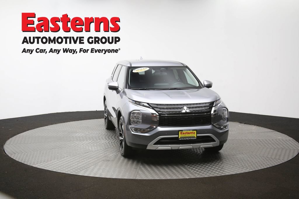 Used 2024 Mitsubishi Outlander SE image 51