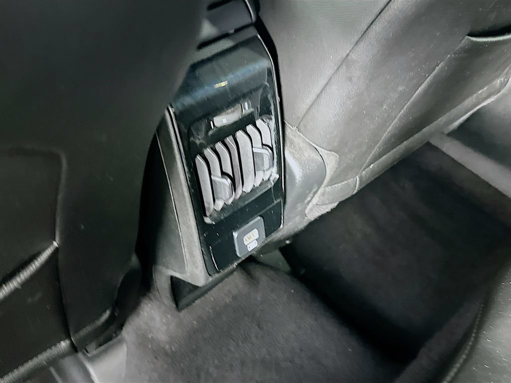 Used 2023 Jeep Compass Limited AWD/4WD image 33