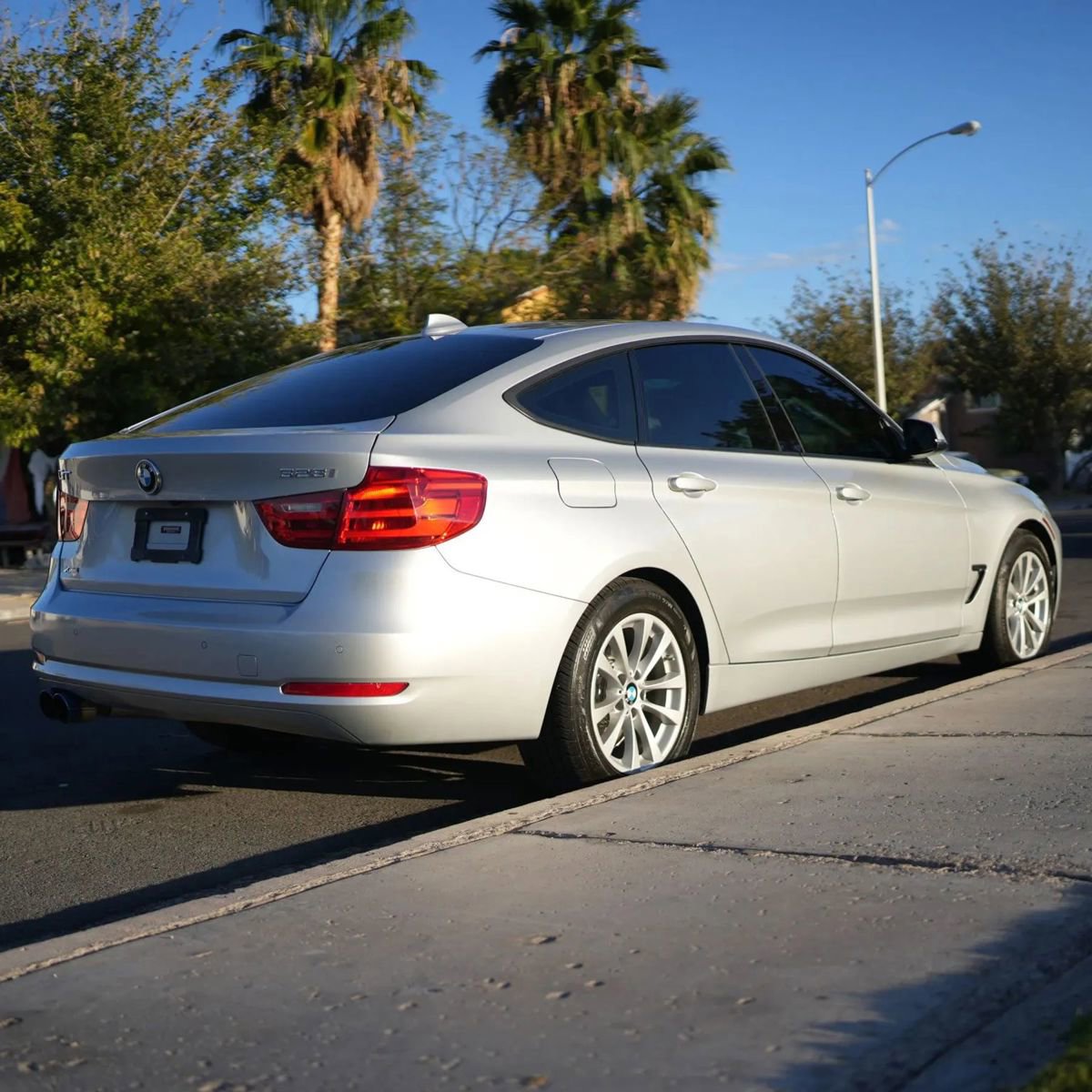 Used 2014 BMW 328i Gran Turismo xDrive image 11