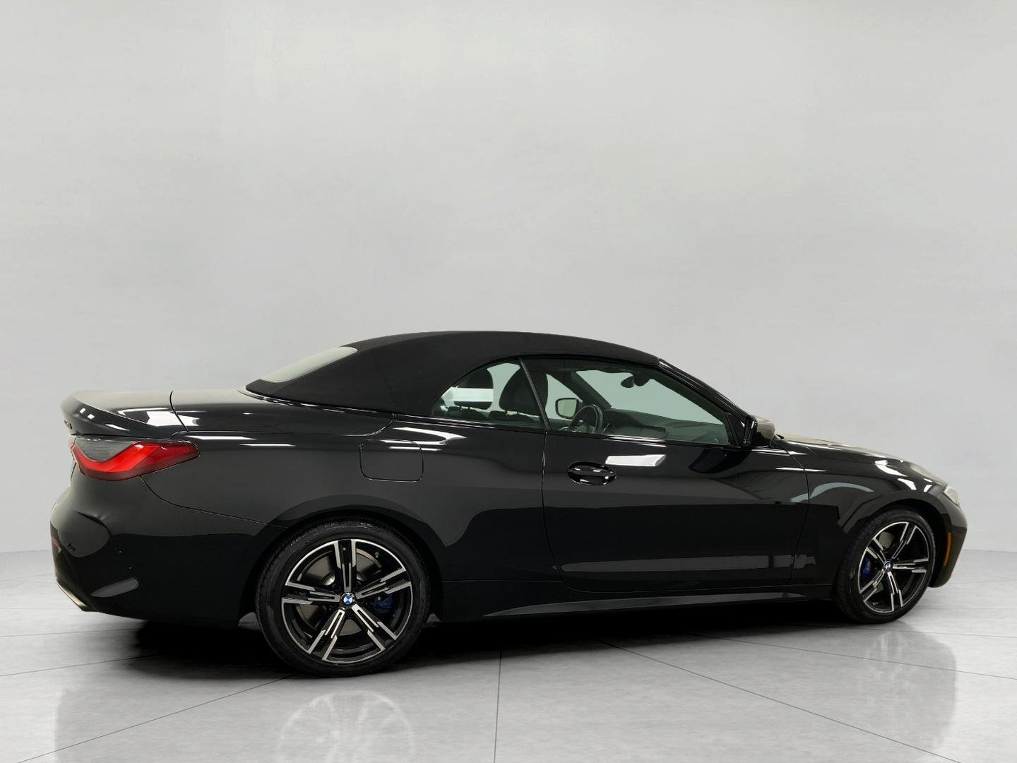 Certified 2023 BMW 440i xDrive Convertible w/ Premium Package AWD/4WD image 2