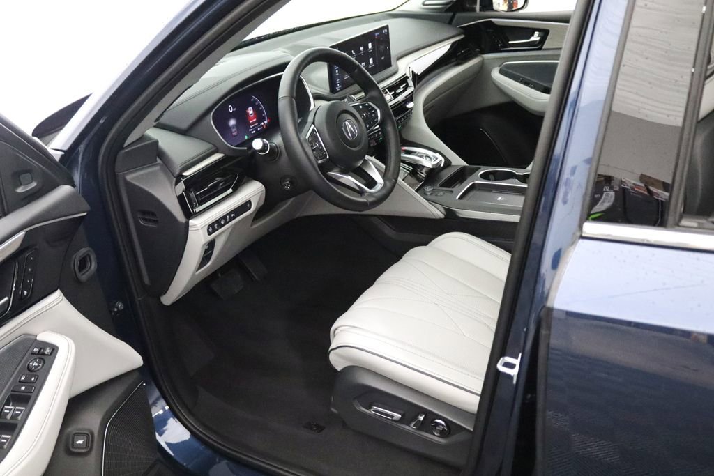 Used 2025 Acura MDX w/ Advance Package image 17