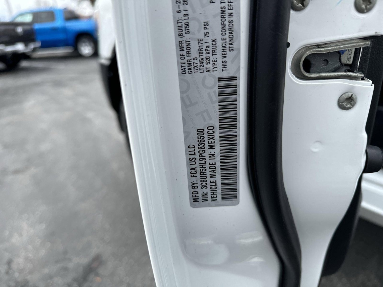 New 2023 RAM 2500 Tradesman image 17