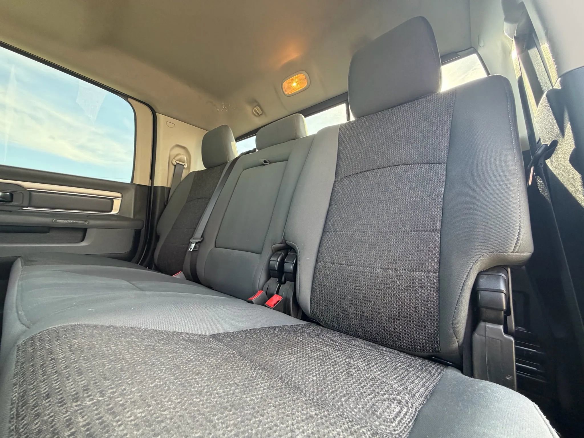 Used 2015 RAM 2500 Big Horn image 27