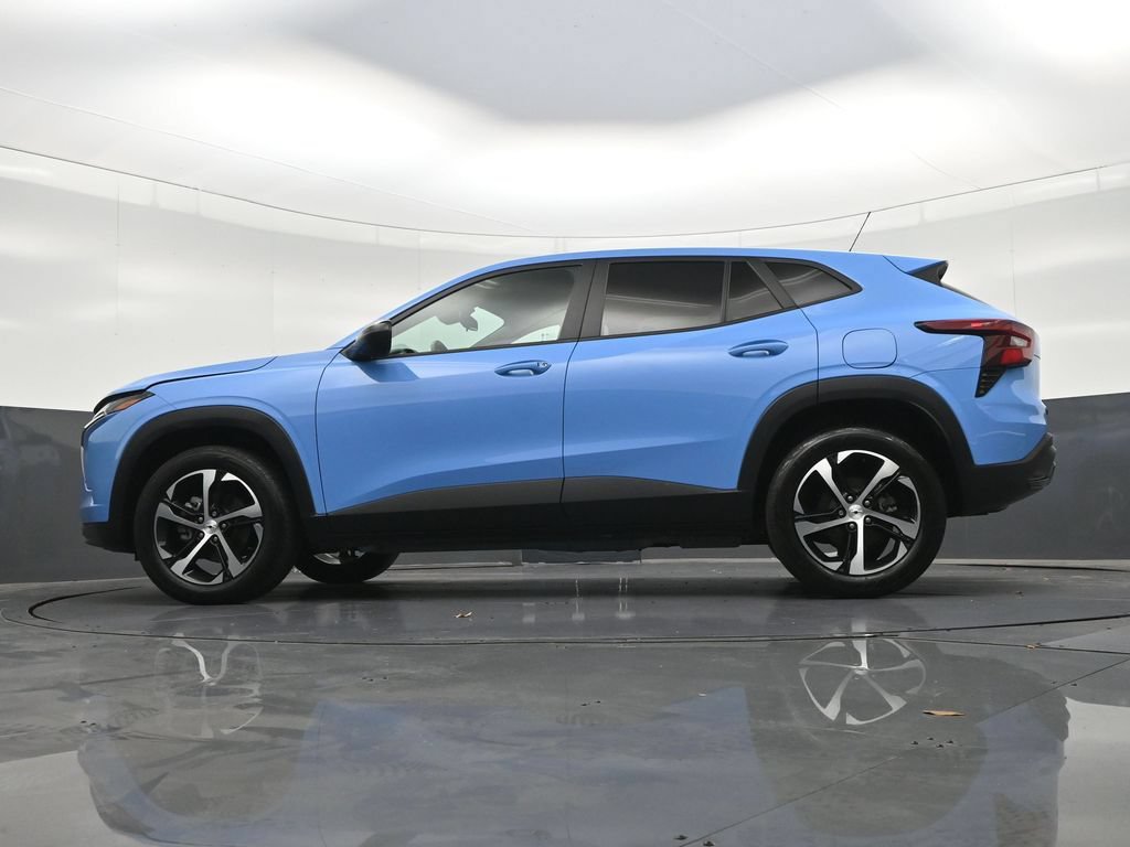Used 2024 Chevrolet Trax RS FWD image 21