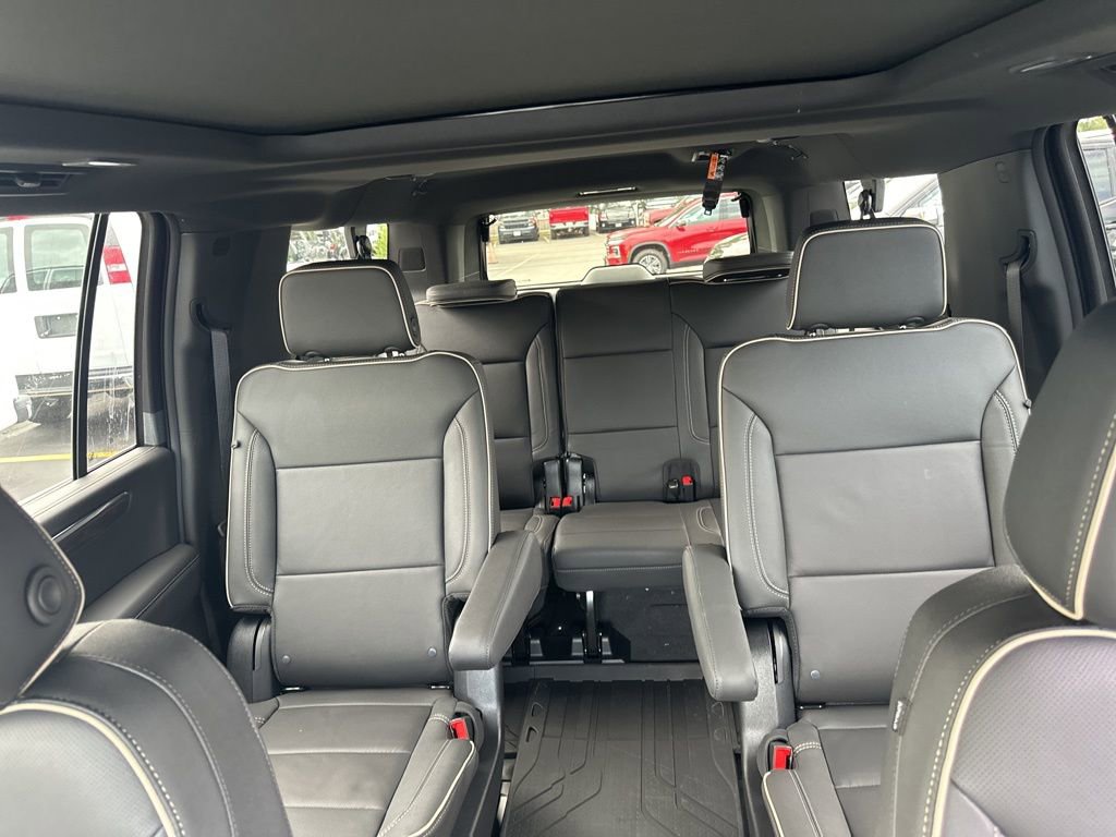 New 2026 Chevrolet Suburban Premier w/ Sun And Tow Package image 41