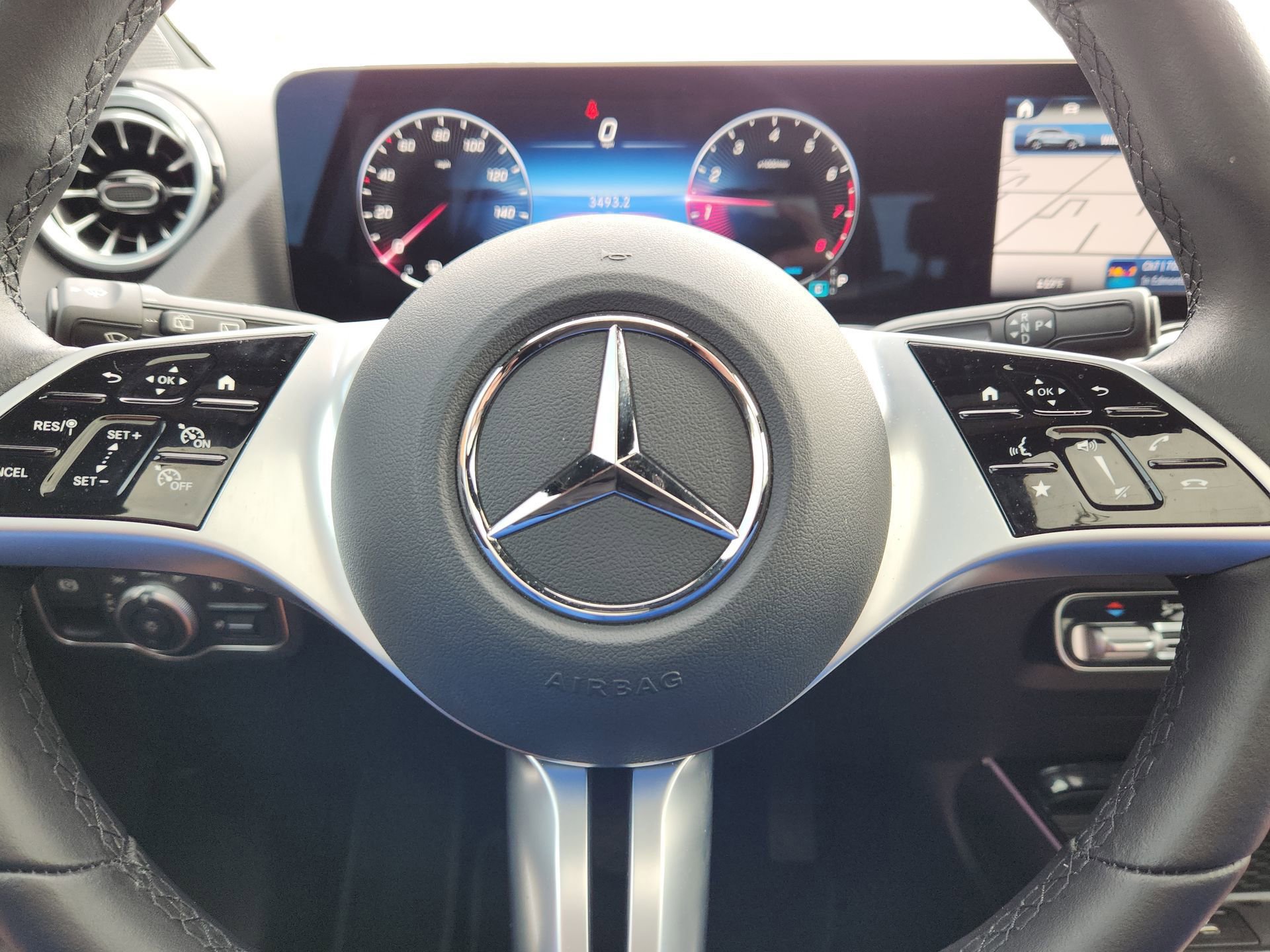 New 2025 Mercedes-Benz GLA 250 image 21