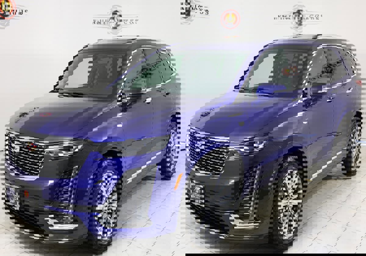 Used 2025 Cadillac XT6 Premium Luxury image 5